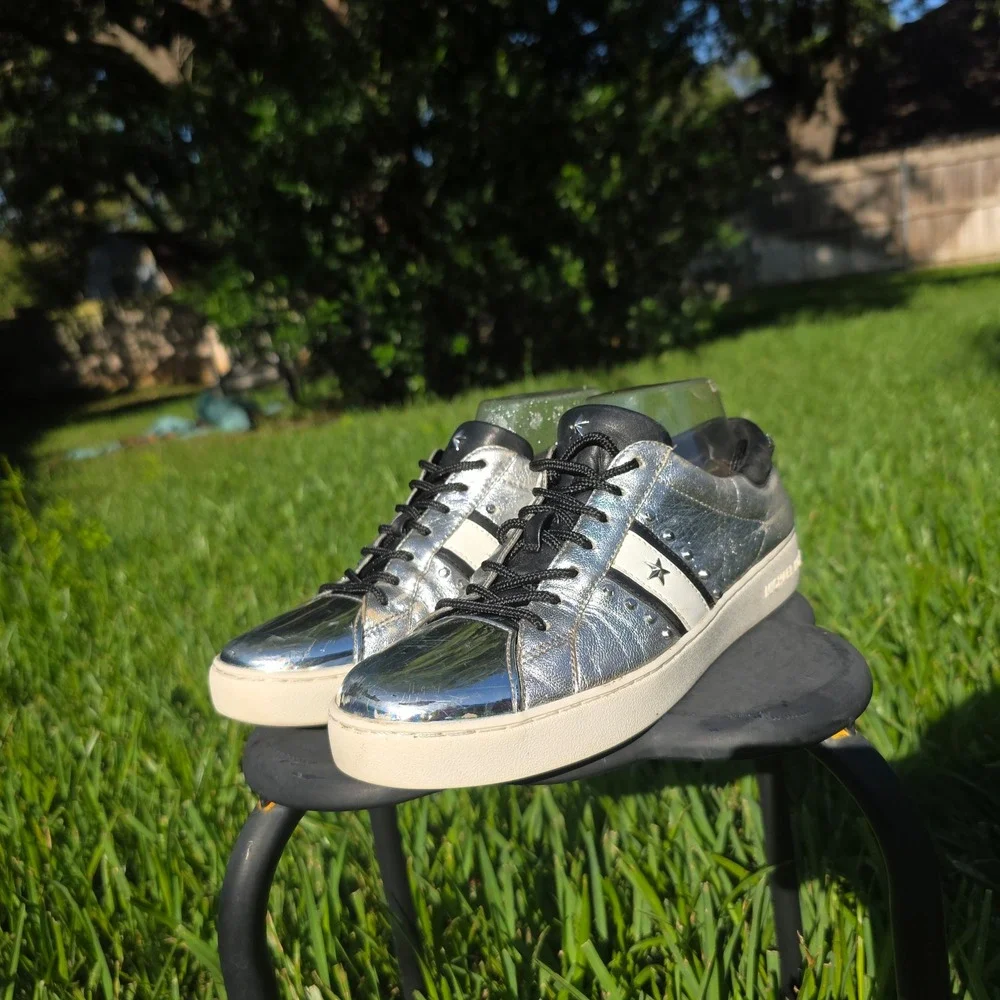 Michael Kors Metallic Silver Star Studded Low Top Sneakers Womens Shoes